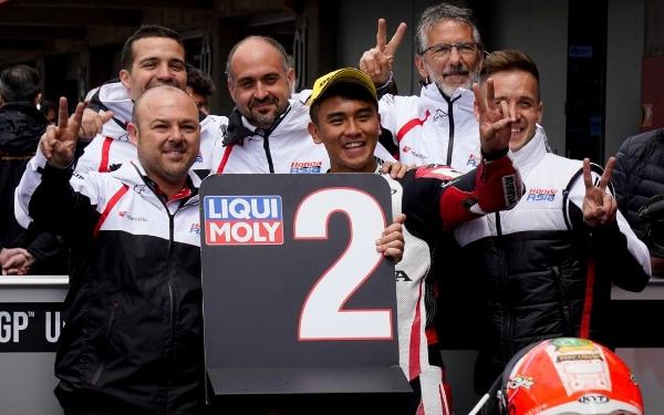 Thumbnail Berita - Profil Mario Aji, Satu-satunya Pembalap Indonesia yang Kini Berkiprah di Moto3 GP (1)