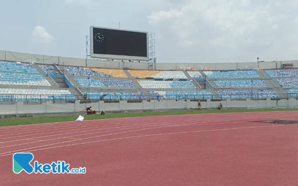 Thumbnail Renovasi Stadion Kanjuruhan Capai 85 Persen, Daya Tahan Material Single Seat Capai 15 Tahun