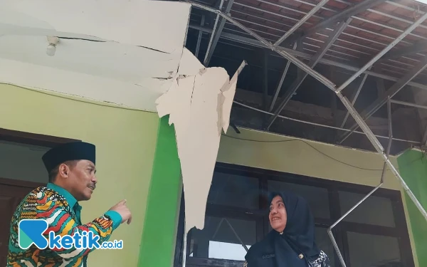 Thumbnail Berita - Pemkab Sidoarjo Usulkan Rp77 Miliar untuk Rehab SDN-SMPN, DPRD Sidoarjo Dukung Pemenuhan Sarpras Sekolah