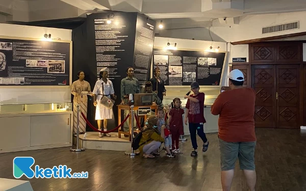 Bernuansa Tempo Dulu, Museum 10 Nopember Diminati Anak Muda