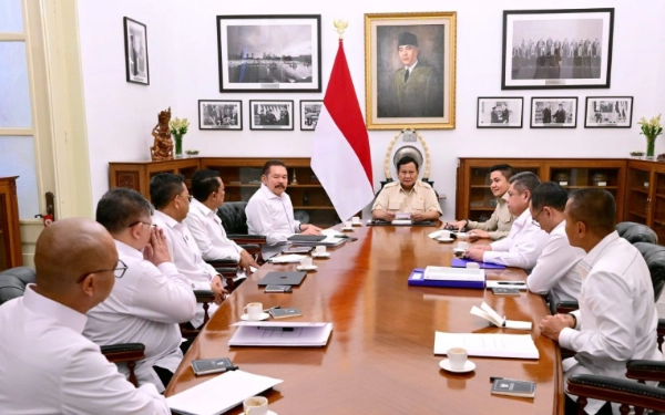 Thumbnail Berita - Prabowo Panggil Jaksa Agung dan Jajaran Rapat Tertutup di Istana Merdeka, Ada Apa?