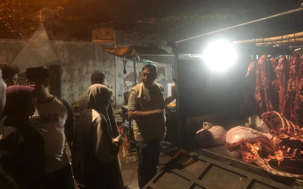 Thumbnail Berita - Pemkot Surabaya Temukan Pengiriman Daging Tanpa Surat Resmi