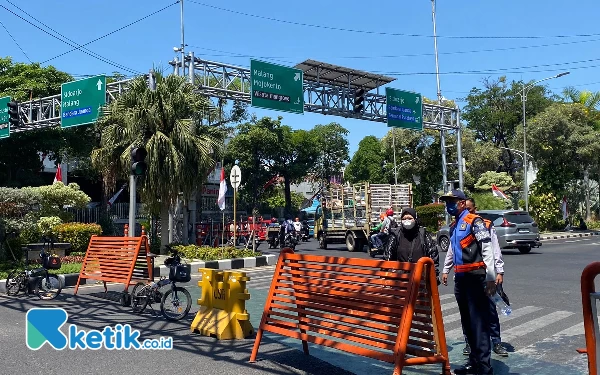 Jalan Darmo Surabaya Ditutup Sementara karena Ada Pengaspalan