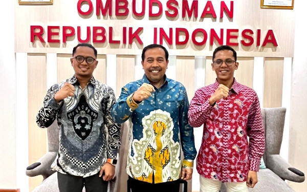 Thumbnail Berita - Wujudkan Pelayanan Prima, Tim Transisi Bupati Situbondo Terpilih Libatkan Ombudsman RI