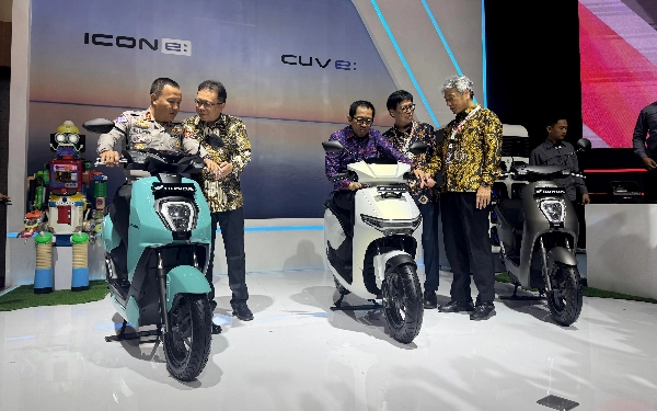 Thumbnail AHM Usung Dua Motor Listrik Terbaru Honda ICON e: dan CUV e: di Booth IMOS 2024