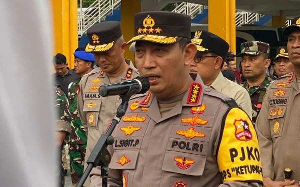 Thumbnail Berita - Soal Perintah TNI Jaga Kejaksaan, Kapolri: Sinergitas TNI-Polri Semakin Oke!