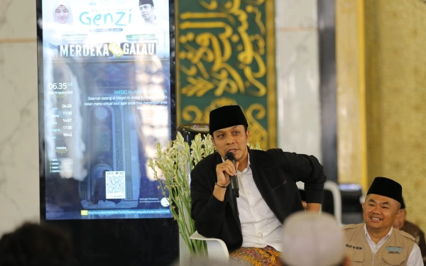 Gus Kautsar Jelaskan Perasaan Galau Menurut Pandangan Islam di Majelis Subuh Gen-ZI