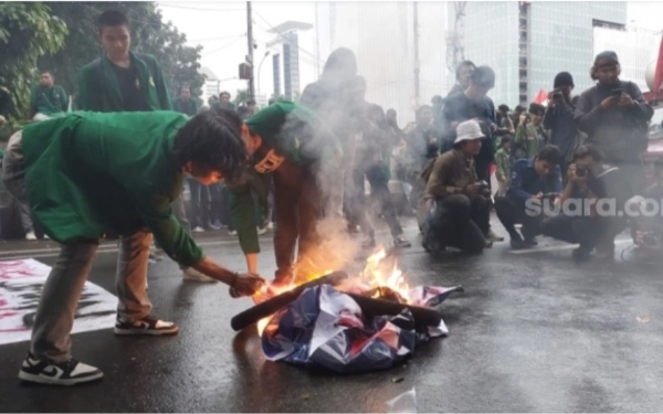 Demo 'Indonesia Gelap' di Jakarta, Mahasiswa Gaungkan Perlawanan Kebijakan Pemerintah yang Menyengsarakan Rakyat