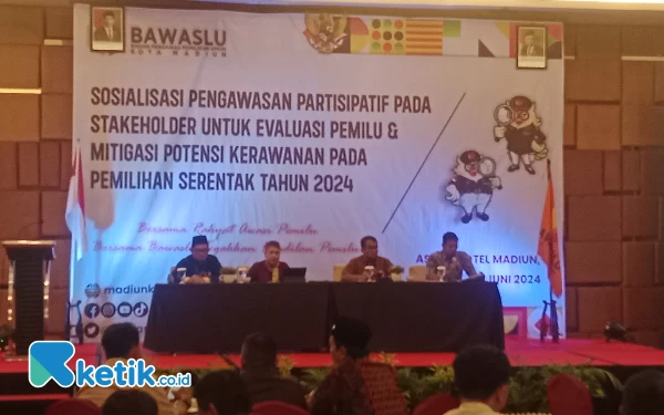 Foto Acara sosialisasi kerawanan Pilkada 2024 yang digelar Bawaslu Jatim di kota Madiun, Jumat (14/6/2024) (Foto: Kurniawan/Ketik.co.id)