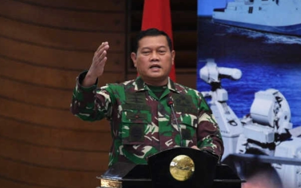 Thumbnail Berita - Panglima Sebut Penurunan Baliho Bacapres di Muara Teweh Kalteng Bentuk Nyata Netralitas  TNI
