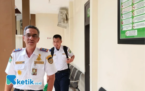 Thumbnail Berita - Dishub Sidoarjo Ditarget Rp 25 Miliar, Sengketa Parkir vs PT ISS Belum Kelar