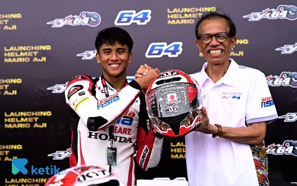 Thumbnail Berita - Mario Aji Launching Helm Batik, Akan Menemaninya Mengarungi Moto3 2023