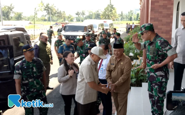 Thumbnail Berita - Menhan Tinjau SMA Taruna Nusantara di Malang,  240 Peserta Didik Sudah Jalani KBM