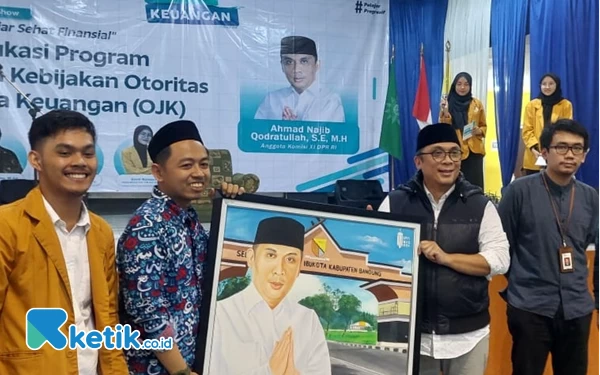 Thumbnail Berita - Komisi XI DPR RI Apresiasi OJK Gandeng Muhammadiyah dalam Sosialisasi Literasi Keuangan